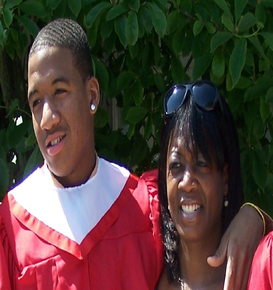 Dom-Mom-31