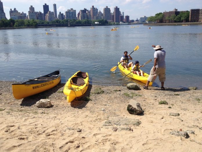 kayak